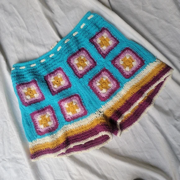 Flook x Free People SUNDAY crochet Granny Square Shorts NWT XL